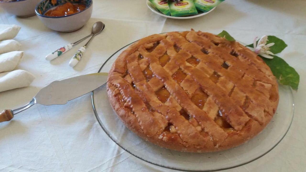Colazione Dei Canottieri Bed & Breakfast Lago  Dış mekan fotoğraf